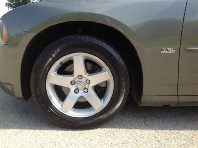 2010 Dodge Charger SXT 4DR Sedan